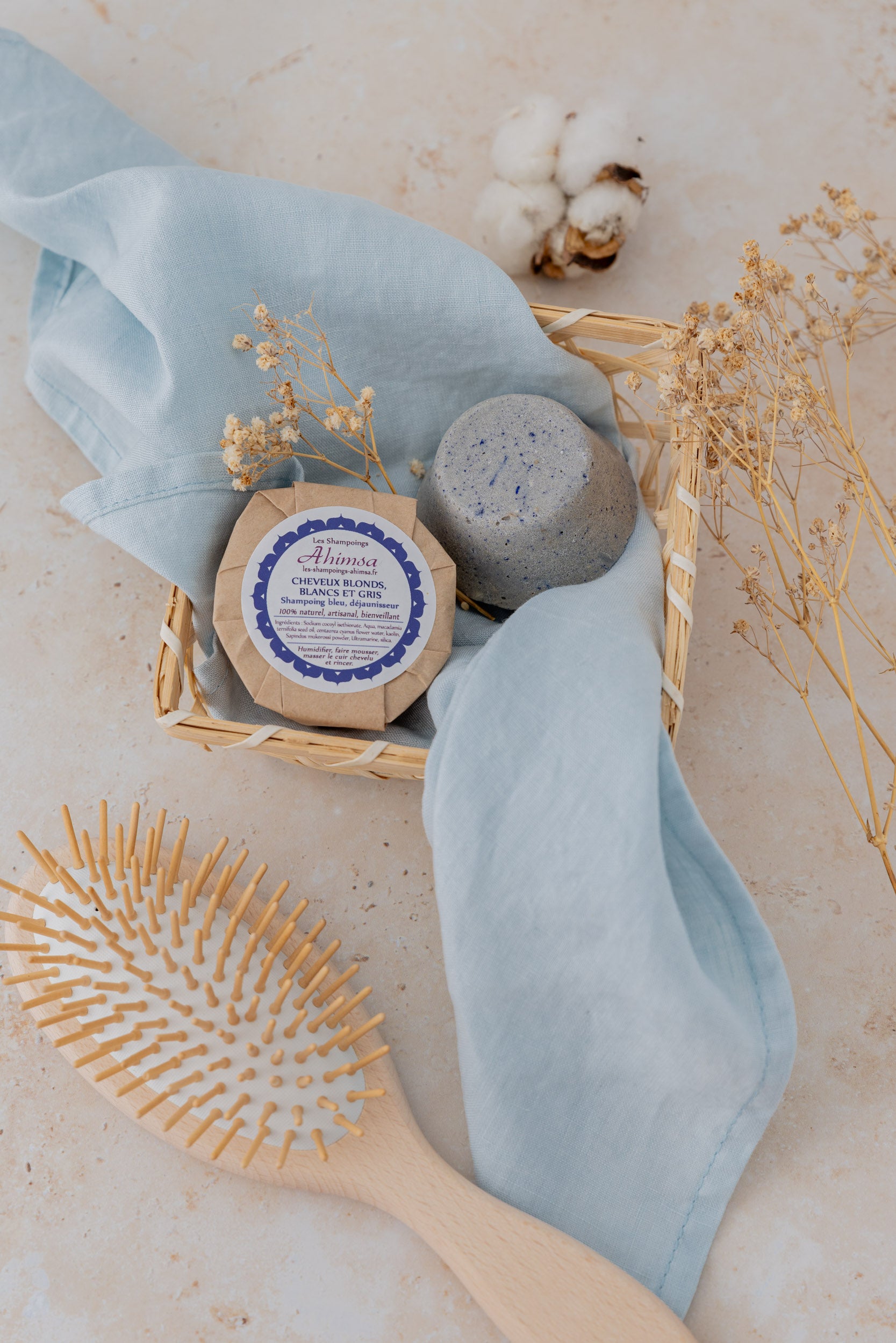 Shampoing solide bleu 70g pour cheveux blonds, blancs et gris